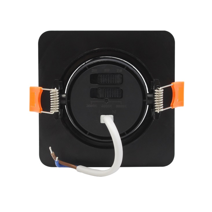 Kwadratowe czarne oczko sufitowe LED Plus – ruchome, regulacja mocy i barwy światła