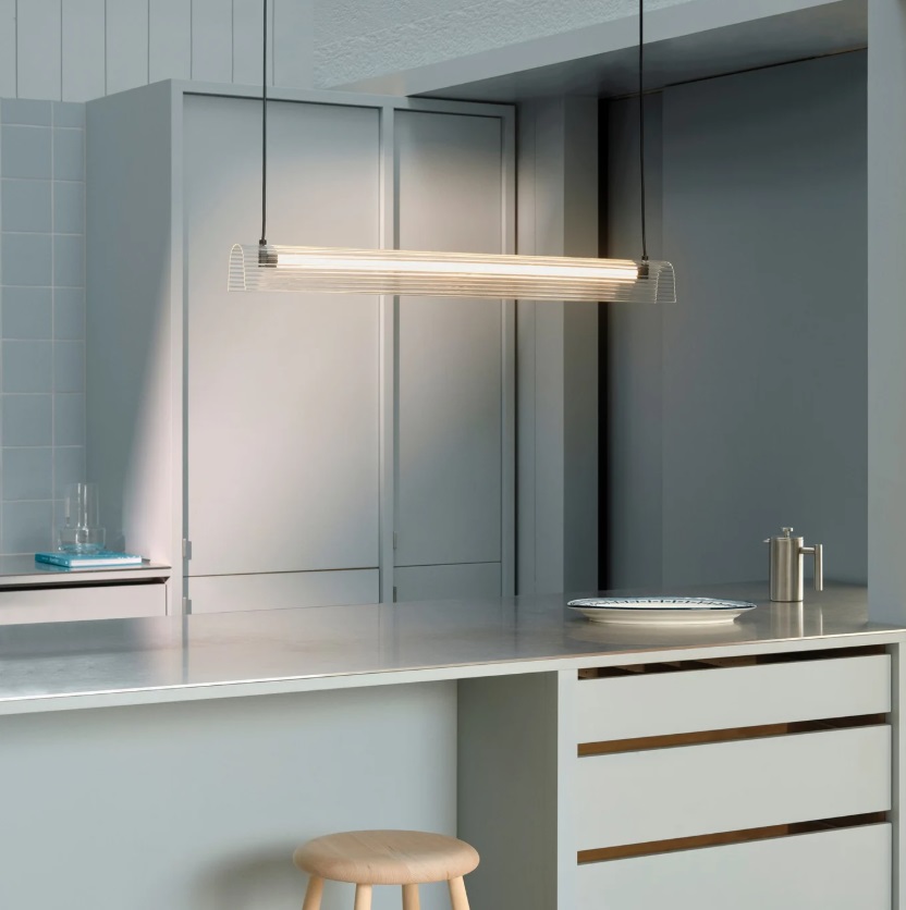 Lampa wisząca LED Aliani 100 cm czarna z transparentnym ryflowanym kloszem