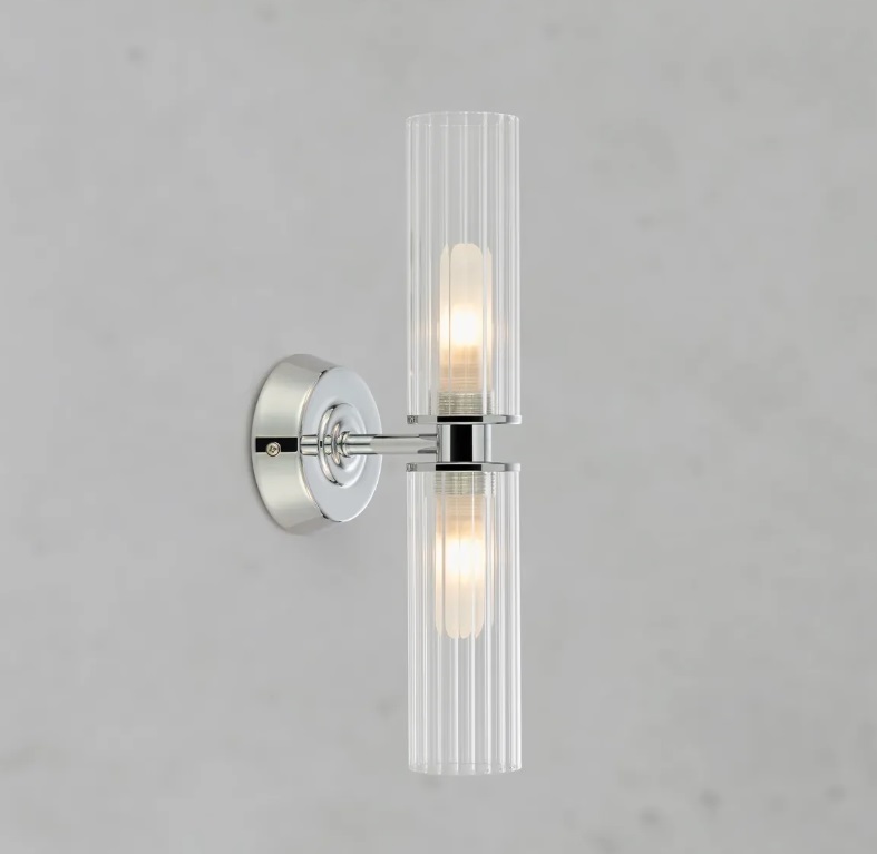 Srebrny kinkiet łazienkowy Rimini z podwójnymi ryflowanymi szklanymi tubami G9 IP44