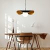 Czarno-złota lampa wisząca loft z mleczną kulą - Enzo 40