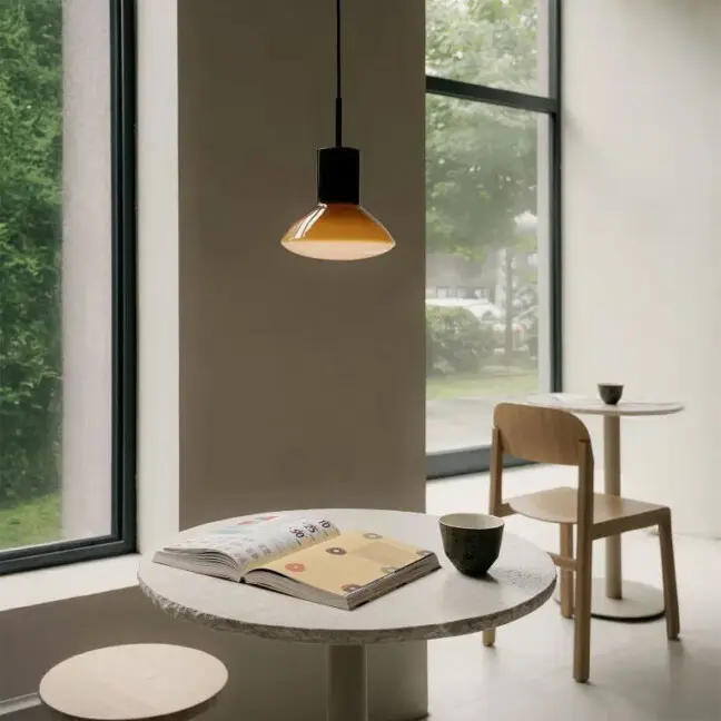 Gradientowa lampa wisząca nad stół Onda ochra, szklany klosz