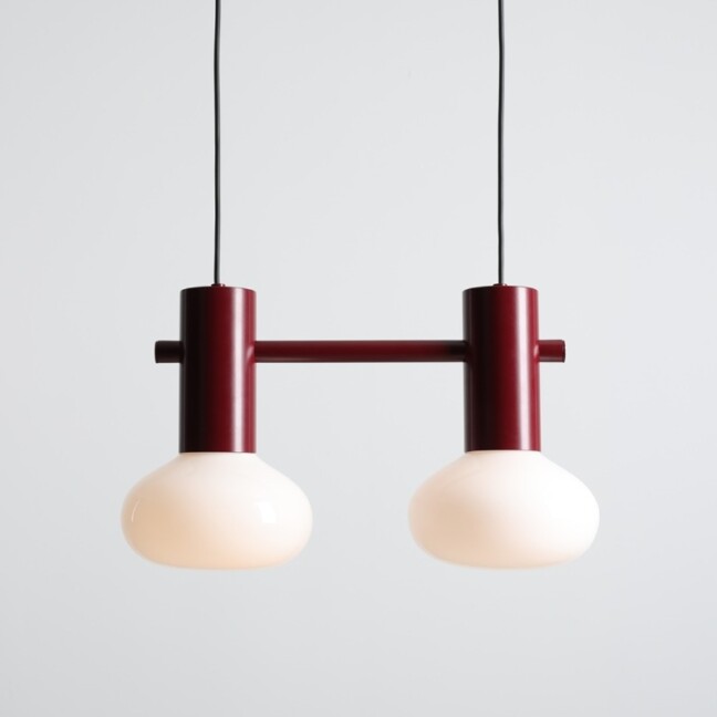Bordowa lampa wisząca Flo 2 Ruby Aldex - dwa opalowe klosze nad stół