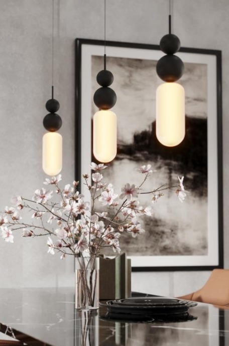 Lampa wisząca Nova Black czarna z mlecznym kloszem