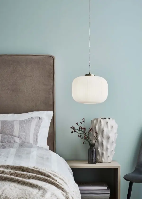 Lampa wisząca Sober złoto-biała ze szklanym kloszem