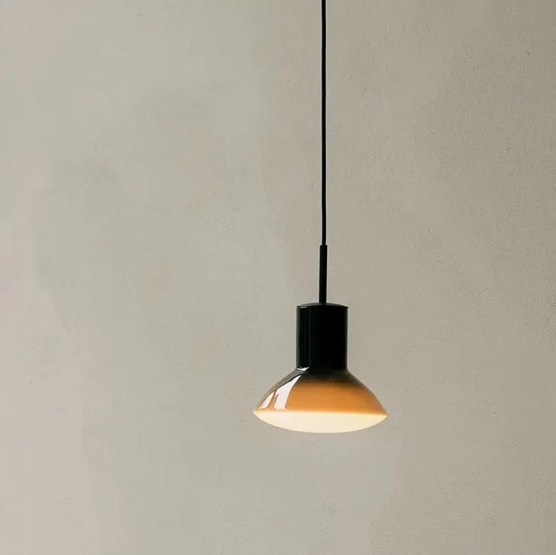 Gradientowa lampa wisząca nad stół Onda ochra, szklany klosz